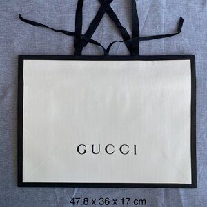 Gucci Shopping Bag - 💯 Authentic